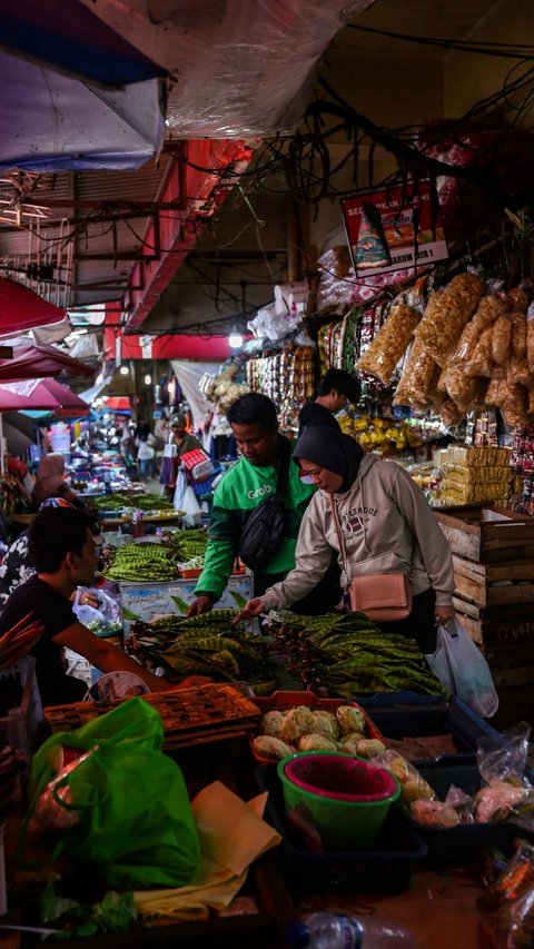 BPS Bantah Deflasi 4 Bulan Berturut-turut Bukan Akibat Daya Beli Kelas Menengah Lemah