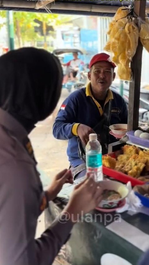 Viral Aksi Polwan Traktir Makan Tukang Becak hingga Penyapu Jalanan, Aksinya Tuai Pujian