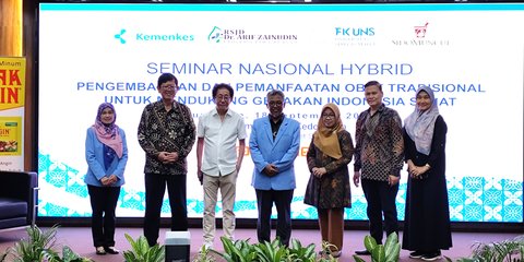 Sido Muncul dan FK UNS Gelar Seminar Pengembangan dan Pemanfaatan Obat Herbal di Dunia Kedokteran