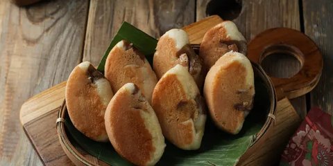 3 Resep Favorit Kue Pukis Lembut Anti Gagal