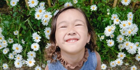 5 Potret Terbaru Rumi Anak Dian Pelangi yang Kini Tumbuh Besar, Punya Paras Cantik dan Gemesin!