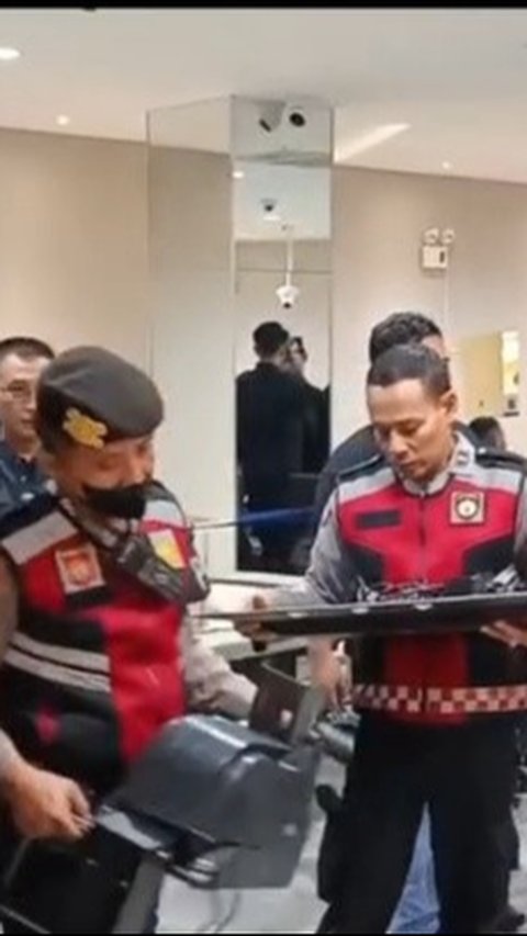 Gerebek Judi Kasino Kedok Hiburan Karaoke di Semarang, Polisi Sita Bukti Uang Rp 1,25 Miliar