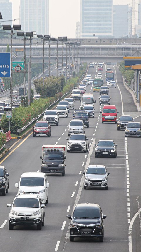 Siap-Siap, Tarif Tol Dalam Kota Naik Mulai Nanti Malam Pukul 00.00 WIB