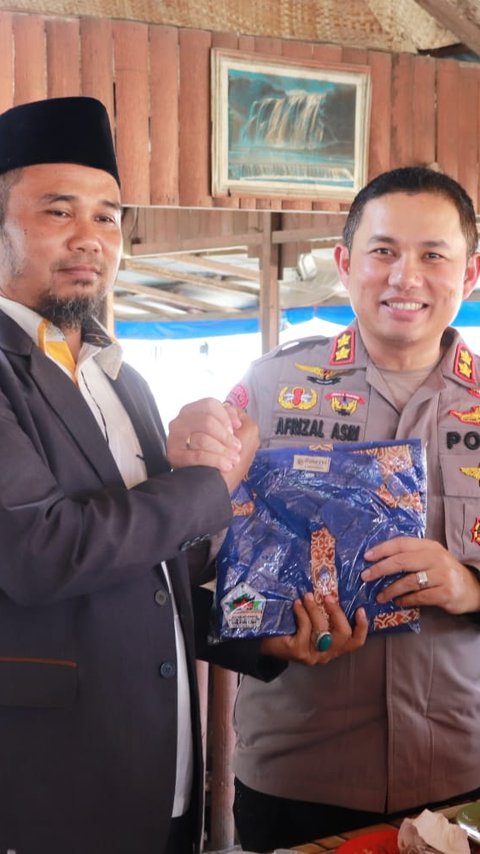 Jaga Kondusivitas Pilkada, Kapolres Tekankan Persatuan ke Warga Lima Puluh Kota di Pelalawan