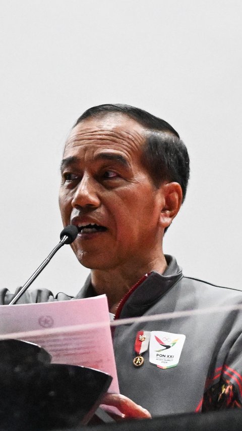 VIDEO: Jokowi Cerita Negosiasi Panjang Aparat & KKB di Balik Bebasnya Pilot Susi Air Philip Mehrtens