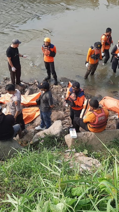 7 Remaja Habis Pesta Miras Sebelum Tewas Tenggelam di Kali Bekasi