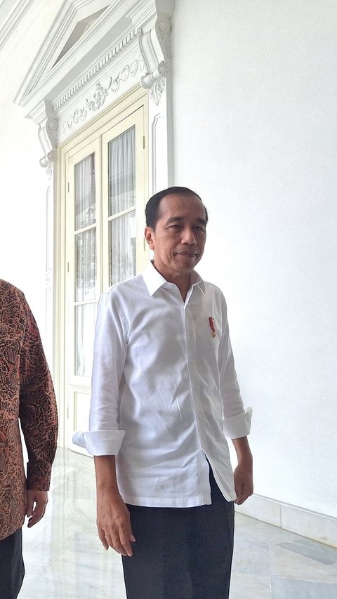 Presiden Jokowi Dibisiki Bisa Digulingkan dan Papua Terancam Lepas