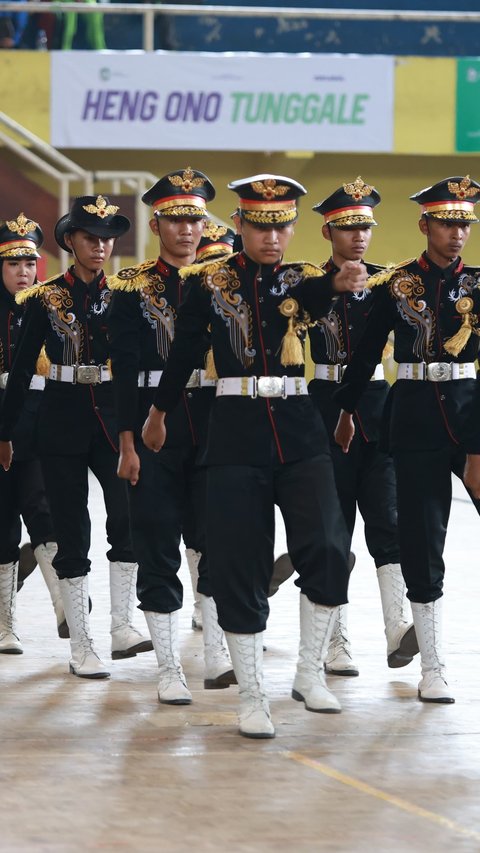 Ratusan Pelajar Banyuwangi Ikuti Kompetisi Kreasi Baris Berbaris