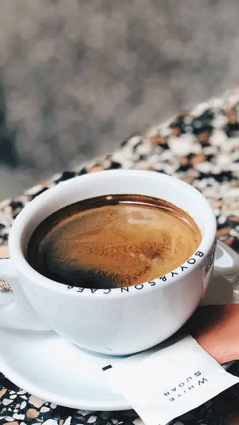 Jangan Anggap Remeh! Dokter Ungkap Risiko Konsumsi Kopi Setelah Makan Siang