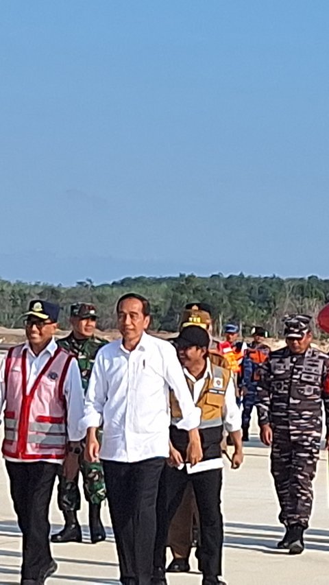 Jokowi Perintahkan Menhub Budi Ubah Status Bandara IKN dari VVIP Jadi Komersial: Supaya Lebih Bermanfaat