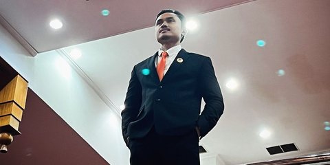 Mengenal Faris Abidin Gen Z Anggota DPRD Surabaya, Sarjana Perikanan yang Bisnis Jual Beli Mobil Mewah