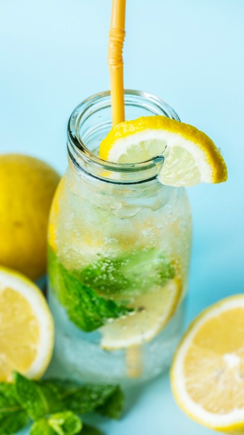 Apakah Infused Water Bisa Menurunkan Berat Badan?