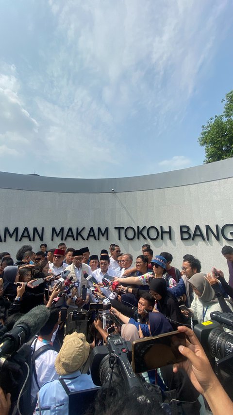 Respons Ridwan Kamil soal JRMK Mau Coblos 3 Paslon di Pilgub Jakarta