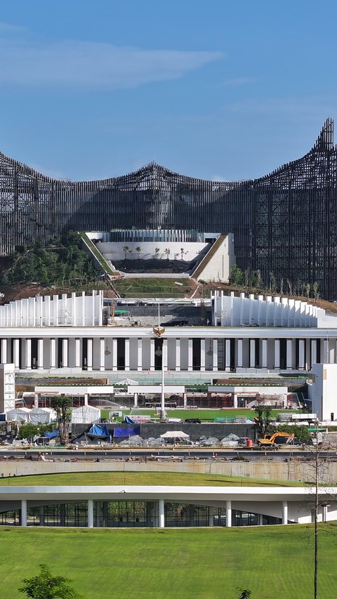 Jokowi Bantah Lampu di Istana IKN Diimpor, Ternyata Diproduksi di Daerah Ini