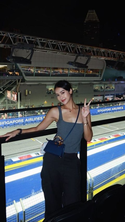 8 Potret Anya Geraldine Nonton F1 di Singapore, Sorotan pada Perbedaan Warna Kulit Wajah dan Badan