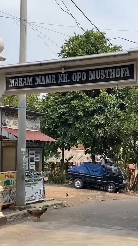 Mengenal Mama Kandang Sapi, Sahabat Seperjuangan Soekarno dari Cianjur