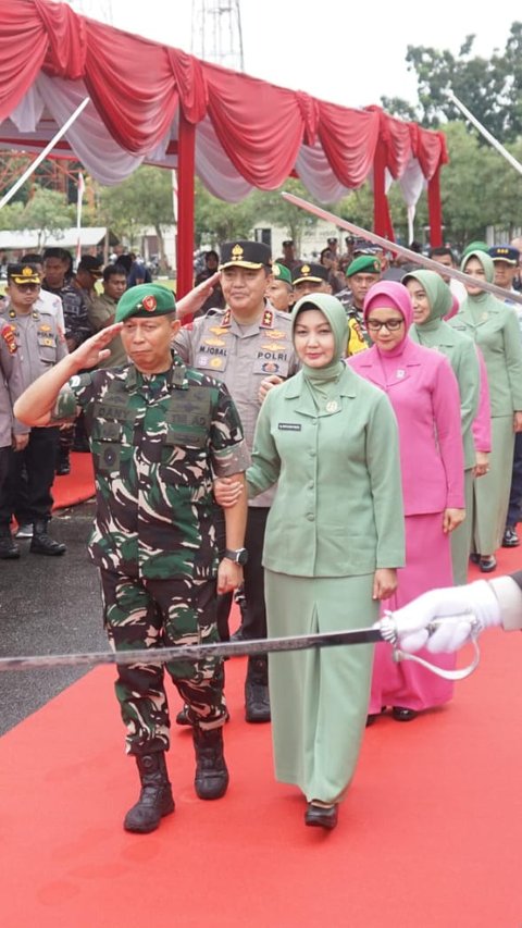 Promosi Pati TNI, Begini Momen Pelepasan Brigjen TNI Dany Rakca dengan Tradisi Pedang Pora