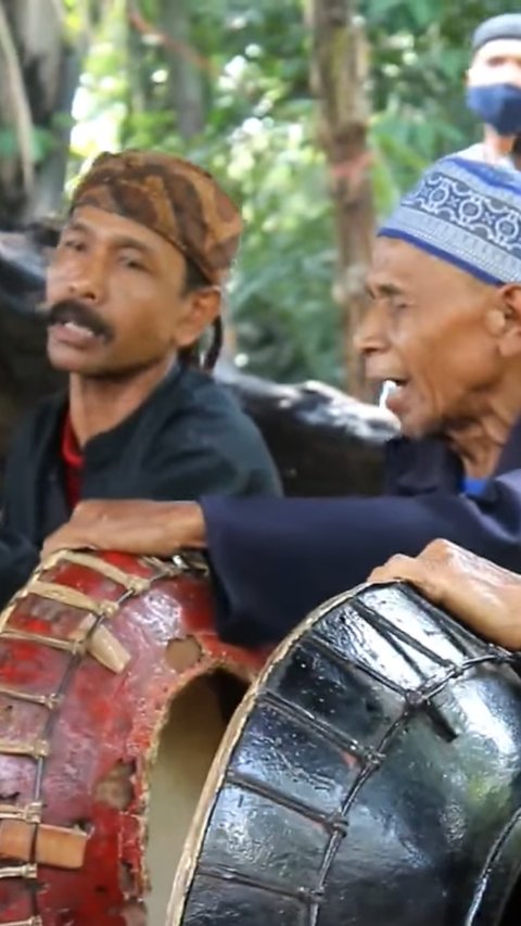 Uniknya Seni Bangpret yang Menolak Punah, Dipakai untuk Sucikan Anak dan Rumah di Rancakalong Sumedang