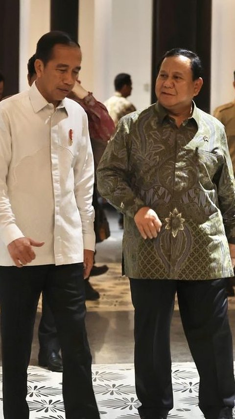 Tinjau RSUD Abdul Rivai, Jokowi Janji Bakal Minta Prabowo Siapkan Anggaran Bangun RS