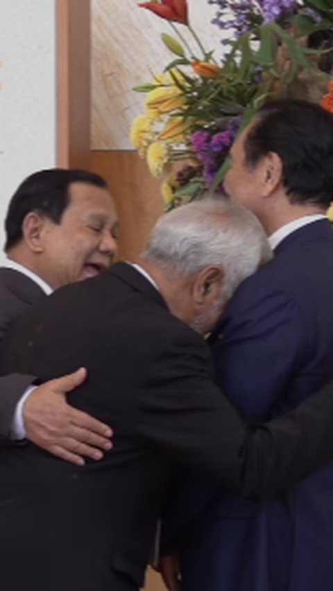 Keakraban PM Timor Lester Xanana Dirangkul Erat Prabowo Sambil Sandarkan Kepala ke Dada Luhut