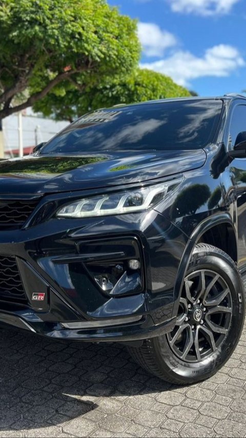 Toyota Fortuner Facelift Akan Diluncurkan Jumat Besok, Mengusung Desain Serupa Legender