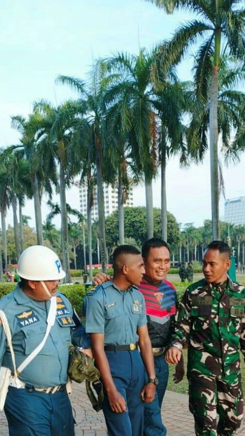 VIDEO: Perwira AL Gadungan Berbahasa Inggris di Monas, Ikut Gladi Upacara HUT ke-79 TNI