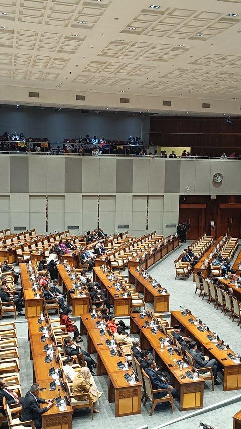 Paripurna Terakhir, RUU MK Hingga RUU PPRT Dibahas Anggota DPR Periode 2024-2029