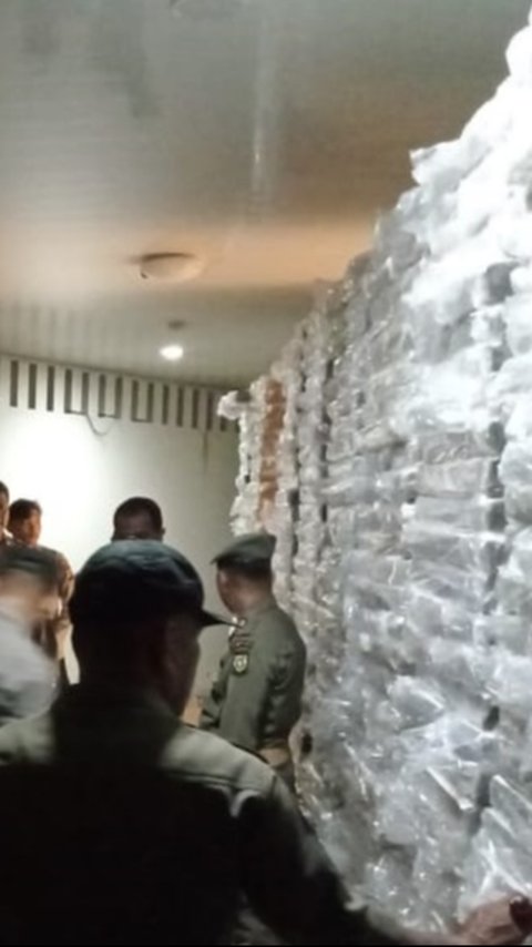 Momen Kompak Personel TNI Polri Patroli Bareng dan Cek Gudang Logistik Pemilu