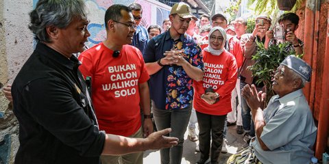 Beri Dukungan, Begini Momen Kaesang Kampanyekan Pasangan Edi-Unjang di Bandung Barat dan Arfi-Yena di Bandung