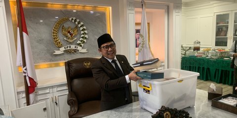 Momen Cak Imin Berkemas Tinggalkan Senayan Usai 20 Tahun di DPR