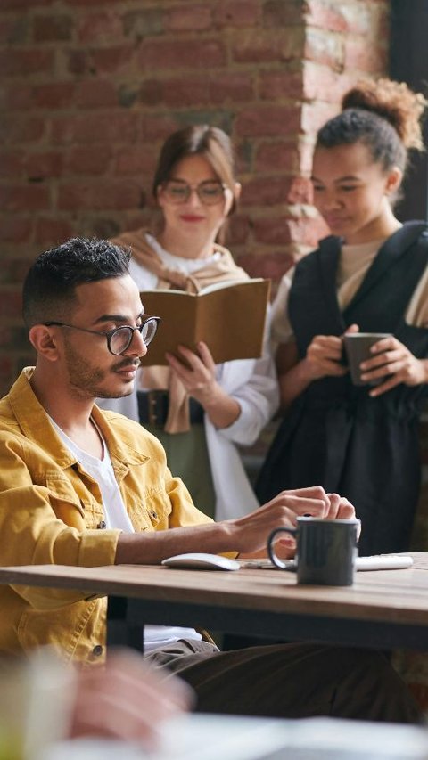 100 Kata-Kata Sunda Nyindir dan Artinya, Singkat Tapi Penuh Makna Mendalam