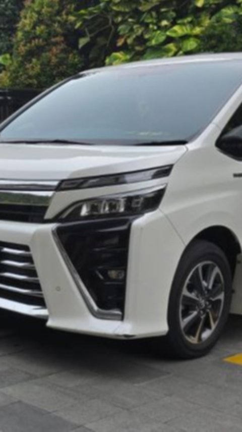 Kelebihan dan Kekurangan Toyota Voxy, Apa Saja yang Menarik?