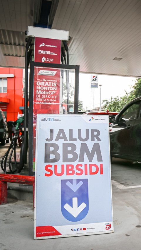 Menko Luhut Tegaskan Tidak Ada Kenaikan BBM Subsidi pada 1 Oktober 2024