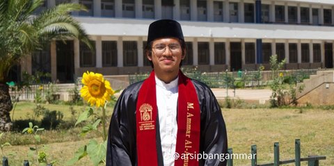 Pria Ini Ceritakan Perjalanan Hidupnya hingga Bisa Diwisuda dari Kampus Tertua di Dunia, Kisahnya Inspiratif