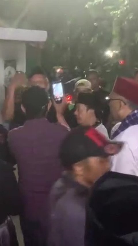 Duduk Perkara Kunjungan Ridwan Kamil ke Bamus Betawi Jaktim Sempat Diwarnai Keributan