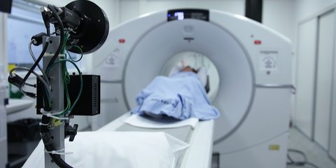 Ketahui Perbedaan antara CT Scan dengan Kateterisasi Jantung