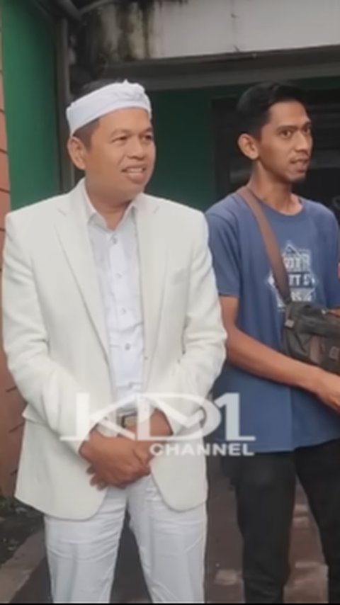 Usai Ditetapkan Gubernur Jabar, Dijalanan Menuju Pulang, Dedi Mulyadi Damaikan Sopir yang Tabrak Gerobak Bakso dan Warung