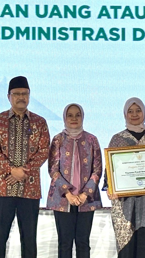 Yayasan Pundi Amal Peduli Kasih SCTV Indosiar Raih Penghargaan Penyelenggara PUB Predikat Tertib Administrasi dan Pelaporan