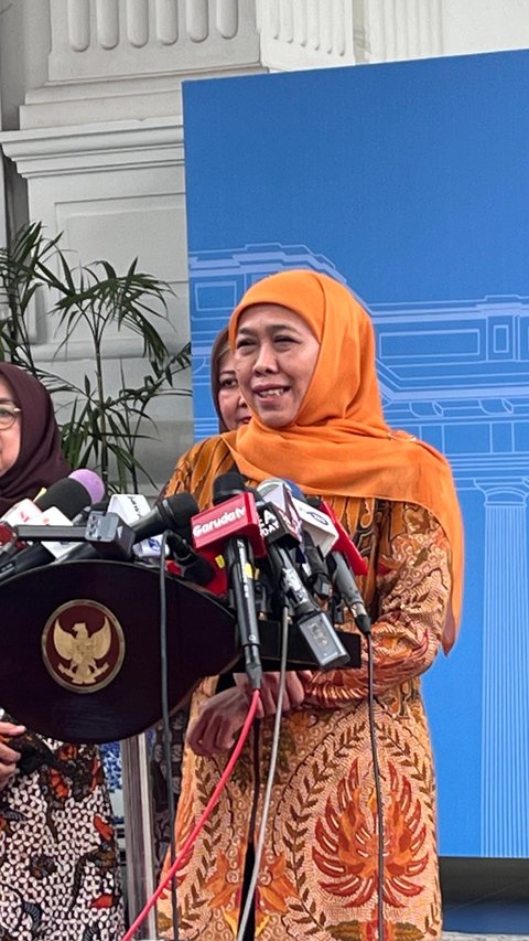 Khofifah soal Gugatan Risma-Gus Hans di MK: Saya Serahkan ke Tim Hukum