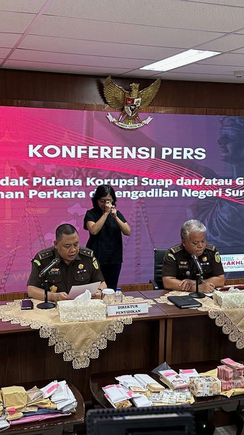 Kejagung Tetapkan Eks Ketua PN Surabaya Tersangka Suap Vonis Bebas Ronald Tannur