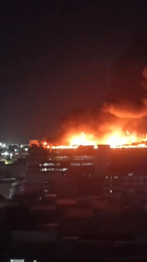 Diskotek di Lantai 7 Glodok Plaza Terbakar, Ada Warga yang Terjebak