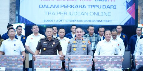 Penampakan Tumpukan Uang Rp103 Miliar Hasil Sitaan Kasus Judi Online