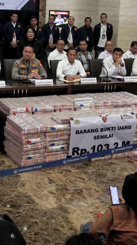 FOTO: Ini Tumpukan Uang Rp103,27 Miliar Terkait Kasus Judi Online, Disita dari 15 Rekening Bank