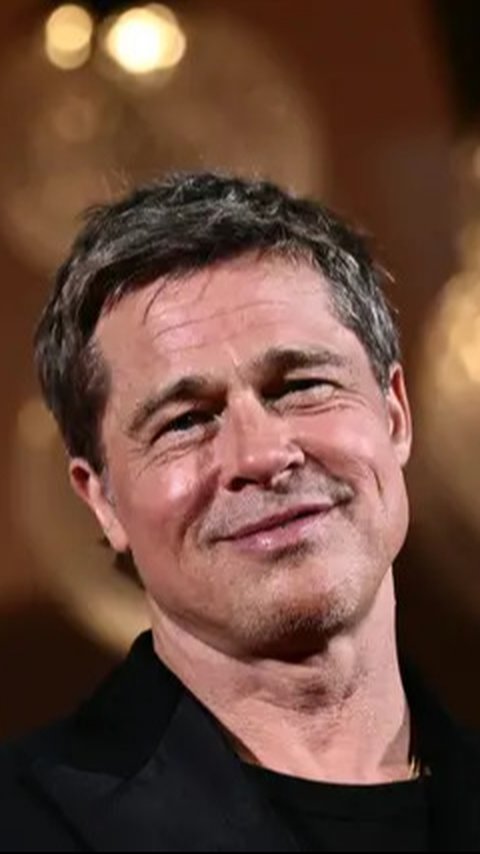 Kena Tipu Pria Mengaku Brad Pitt, Perempuan Ini Ludes Uang Sampai Rp13,8 Miliar
