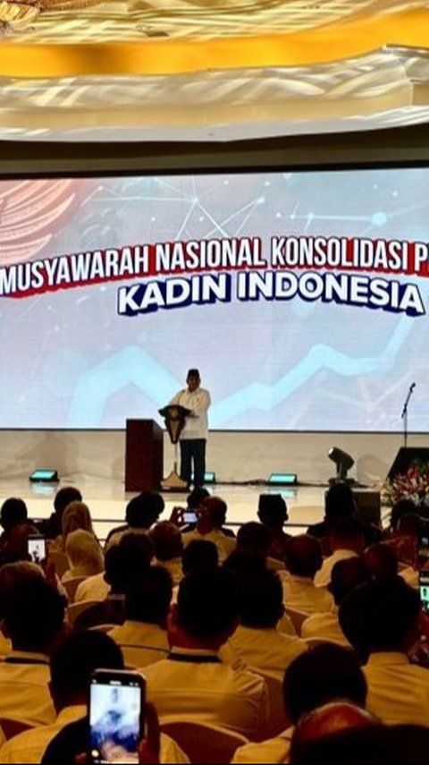 VIDEO: Berapi-api Prabowo Kepalkan Tangan Obral Proyek di Kadin, Tol hingga Bandara Dibangun Swasta