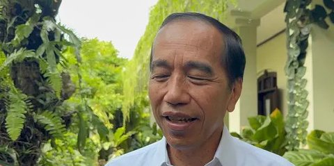 VIDEO: Santai, Respons Jokowi Soal Peluang Mega Gabung Prabowo: Wong Cuma Pertemuan Saja