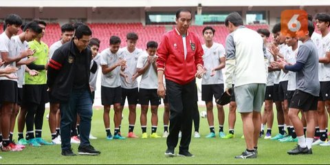 VIDEO: Respons Jokowi Kinerja 100 Hari Pemerintah, Serius Jawab Prabowo-Mega Mau Bertemu
