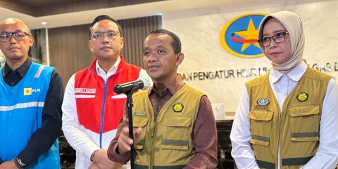 Bahlil Buka Peluang Gibran Dapatkan KTA Golkar di HUT MKGR