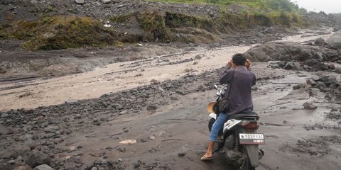 Banjir Lahar Dingin Semeru, Jalur Alternatif Antar Kabupaten Ditutup Sementara