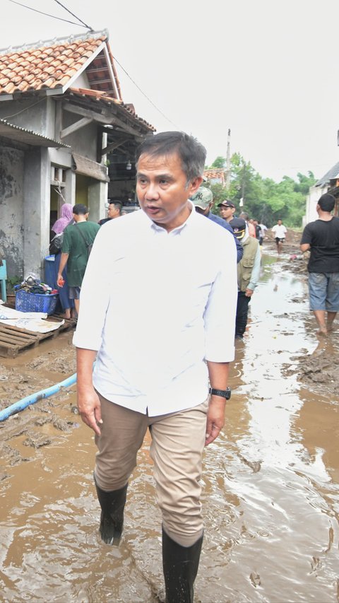 Dampak Tanggul Jebol, 8 Desa dan Ratusan Rumah Warga Cirebon Terendam Banjir